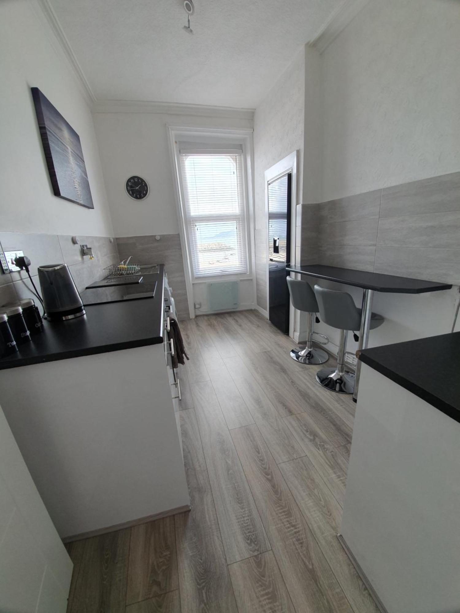 3 Harbour Views Rhôs-on-Sea Exterior foto